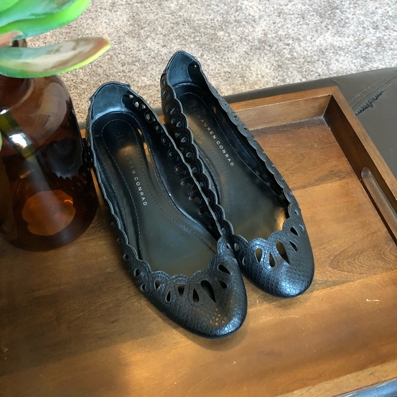 LC Lauren Conrad Shoes - Black Lauren Conrad Flats